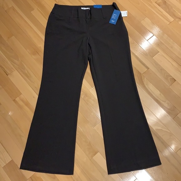 NWT Ricki’s Brown Mid-rise Bootcut-size 12 Regular - Picture 2 of 7